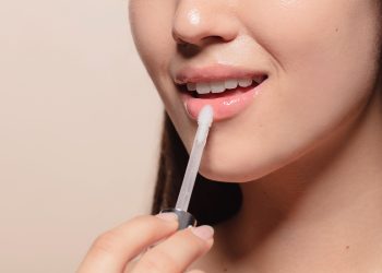 Beneficios del aceite labial