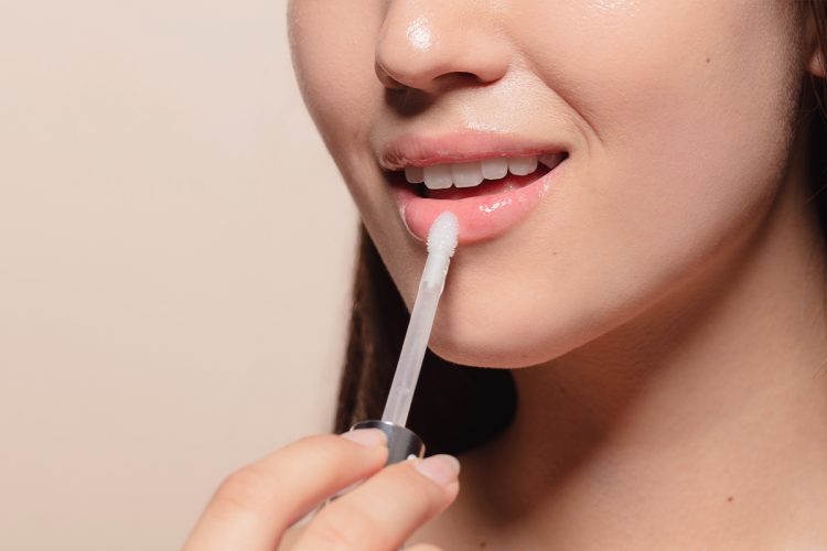 Beneficios del aceite labial