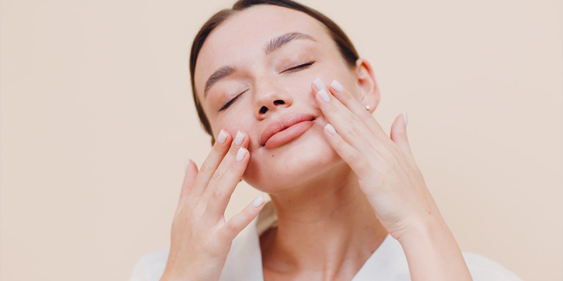 Los mejores ejercicios de yoga facial