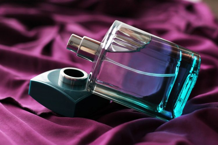 Estos son los mejores perfumes de hombre en Black Friday