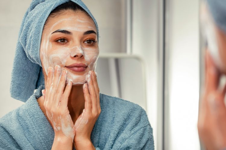 Este es el paso a paso de la mejor rutuna facial para piel mixta