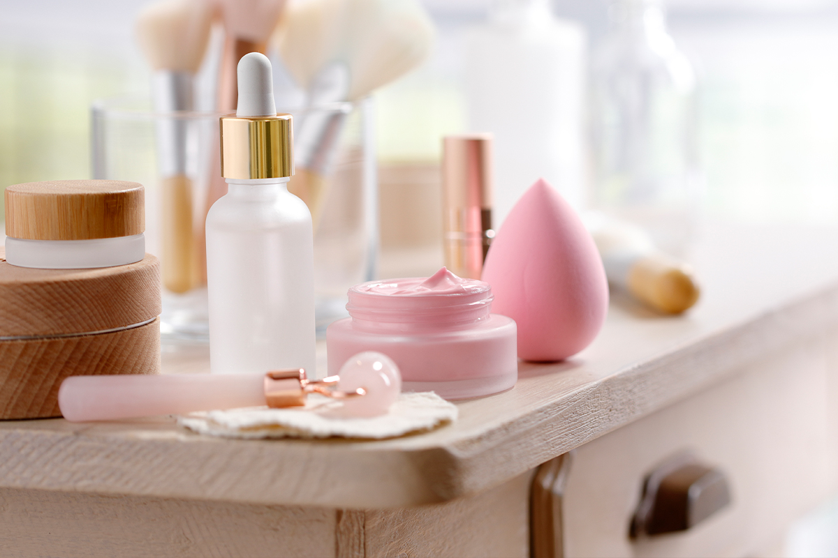 Cómo limpiar brochas de maquillaje • BLOG de GOING BEAUTY
