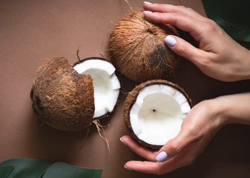 Te contamos los beneficios del aceite de coco para las arrugas