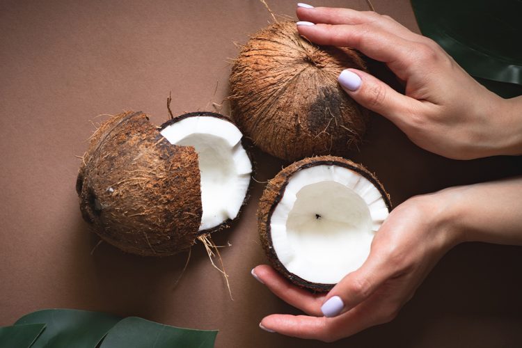 Te contamos los beneficios del aceite de coco para las arrugas