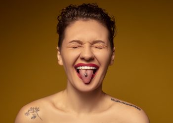 Estos son los tipos de piercings en la lengua más populares.