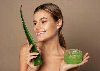 Estos son los beneficios de las mascarillas faciales con aloe vera favoritas