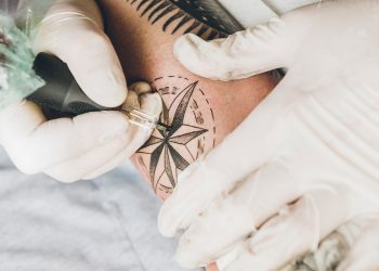 Te contamos el significado de los tatuajes con brujulas