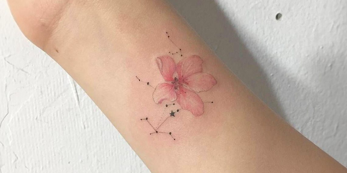 Te contamos el significado tatuajes de flores de cerezo