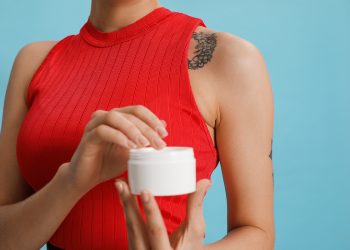 Te contamos los beneficios de la vaselina en tatuajes