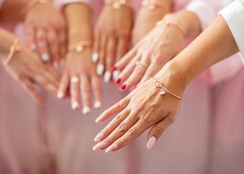 Manicura para una boda: mejores tipos según el vestido