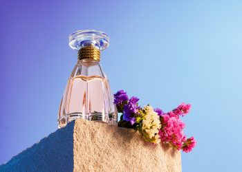 Los mejores perfumes que vienen con descuento en las rebajas de verano