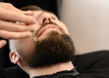 Cómo suavizar tu barba: consejos y productos