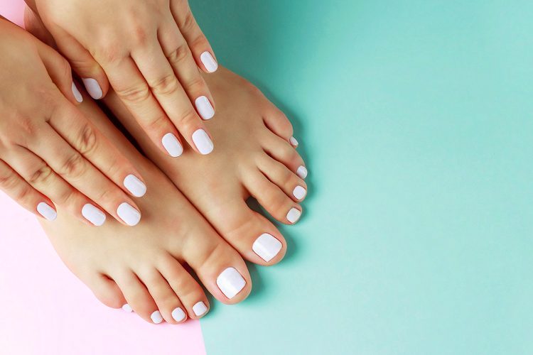 Cómo combinar manicura y pedicura