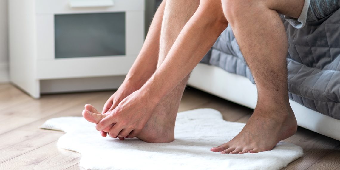 El cuidado de los pies y manos en los hombres es esencial