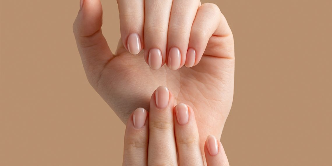 Cuidar tus uñas después de una manicura semipermanente: claves y productos