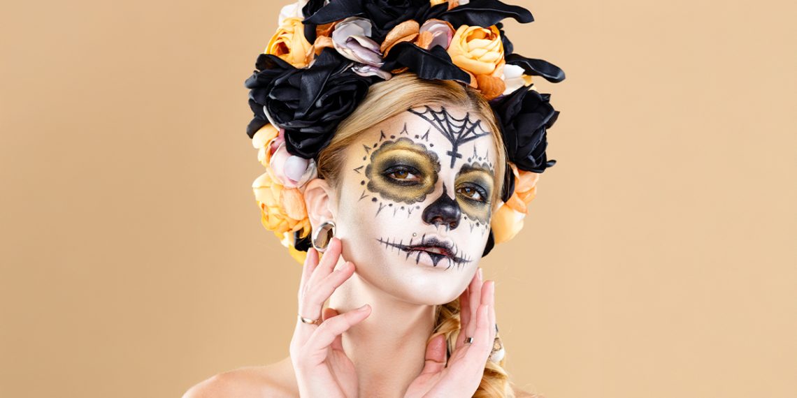 Maquillaje de Catrina para Halloween: paso a paso