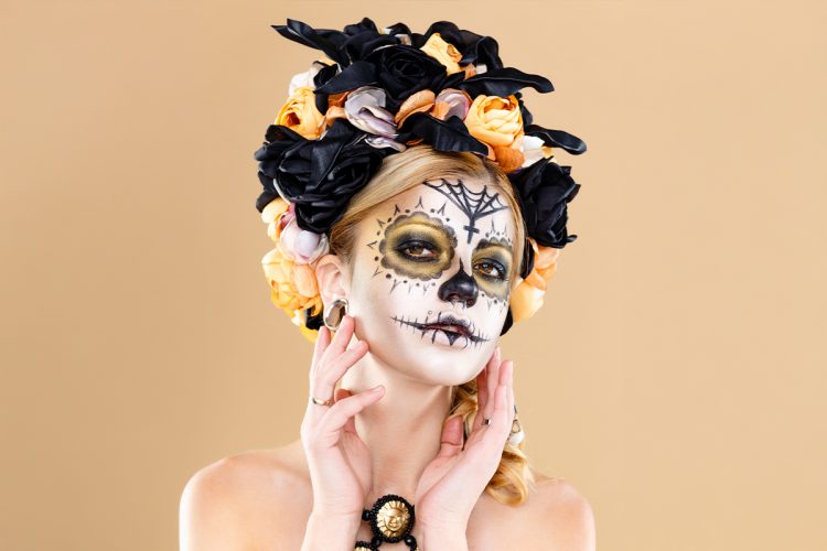 Maquillaje de Catrina para Halloween: paso a paso