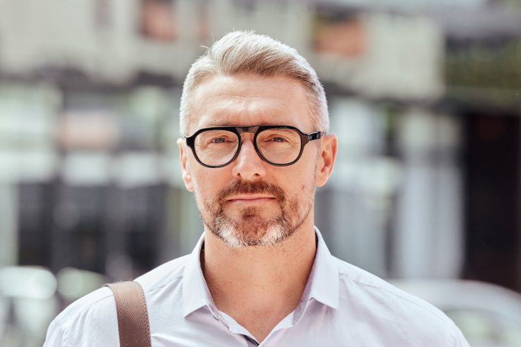 Cortes de pelo para hombre de 50: tendencias de otoño