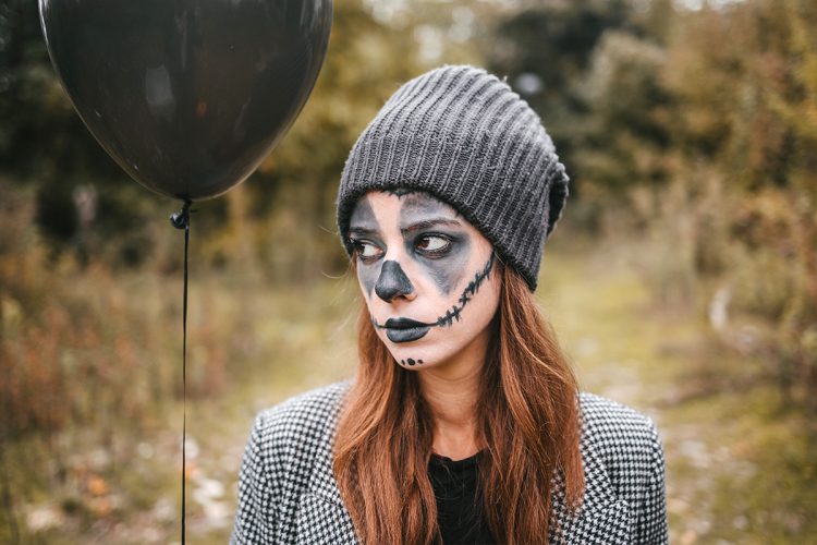 Maquillaje de calavera para Halloween: paso a paso y productos