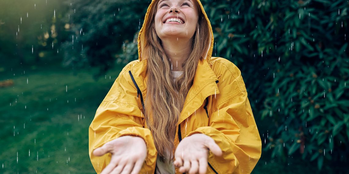 Te contamos cuál es la guía definitiva (y más completa) para cuidar tu pelo de lluvia