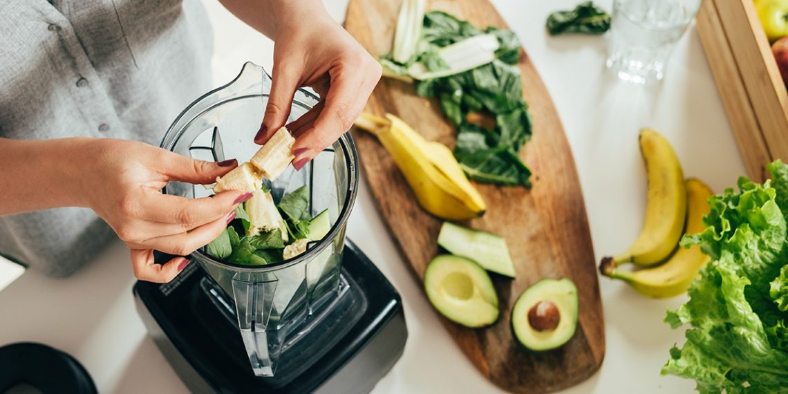 En este artículo de Primor te enseñamos qué alimentos pueden conseguir una buena microbiota.