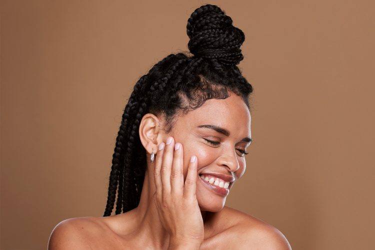 Mejores peinados para mujeres con el pelo afro